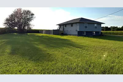 909 Harmon Road, Harmon, IL 61042 - Photo 5