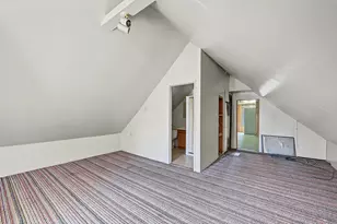 8534 S Muskegon Ave, Chicago, IL 60617 - Photo 13