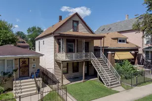 8534 S Muskegon Ave, Chicago, IL 60617 - Photo 3