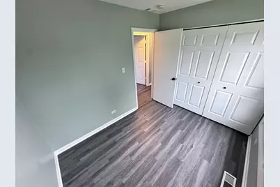 7019 Chestnut Street, Hanover Park, IL 60133 - Photo 11