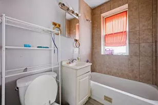 4344 W Lexington St, Chicago, IL 60623 - Photo 25