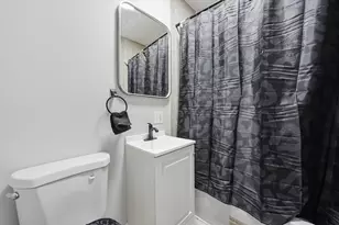 4344 W Lexington St, Chicago, IL 60623 - Photo 15