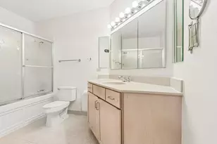 [Address not provided], Chicago, IL 60601 - Photo 9