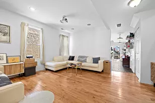 1527 W 18th Pl, Chicago, IL 60608 - Photo 3