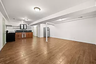 1527 W 18th Pl, Chicago, IL 60608 - Photo 25