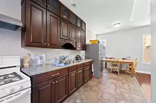 1527 W 18th Pl, Chicago, IL 60608 - Photo 21