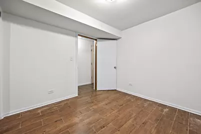 1527 W 18th Place, Chicago, IL 60608 - Photo 29