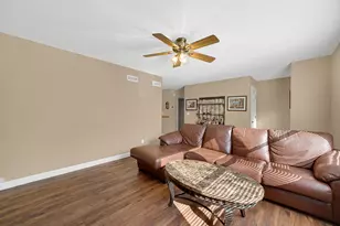 112 Cass St, Spring Grove, IL 60081 - Photo 5