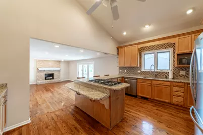 200 N Maple Street, Addison, IL 60101 - Photo 13