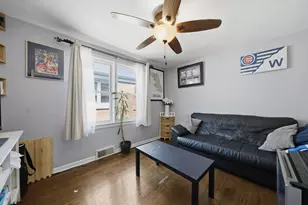 5231 S Meade Ave, Chicago, IL 60638 - Photo 13