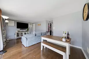 5231 S Meade Ave, Chicago, IL 60638 - Photo 5