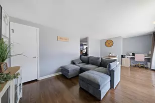 5231 S Meade Ave, Chicago, IL 60638 - Photo 7