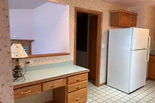 32 S Juniper Dr, North Aurora, IL 60542 - Photo 9