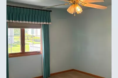32 S Juniper Drive, North Aurora, IL 60542 - Photo 17