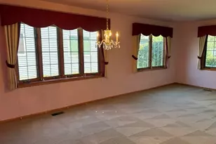 32 S Juniper Dr, North Aurora, IL 60542 - Photo 5