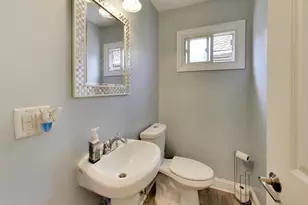 7720 W 65th Pl, Bedford Park, IL 60501 - Photo 17