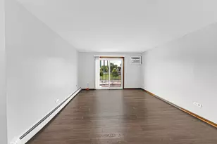 10430 Ridgeland Ave, Chicago Ridge, IL 60415 - Photo 3