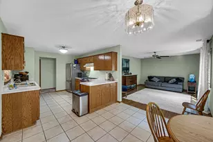 2726 Harbor Dr, Joliet, IL 60431 - Photo 7