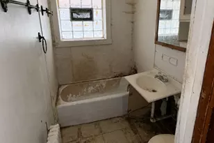 5315 W Crystal St, Chicago, IL 60651 - Photo 23