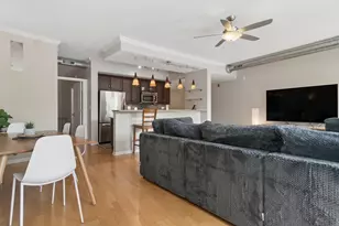 1228 Emerson St, Evanston, IL 60201 - Photo 3