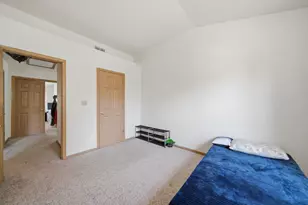 24 Stonegate Ln, Streamwood, IL 60107 - Photo 29