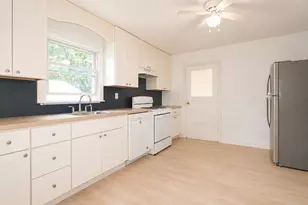308 N Shabbona St, Streator, IL 61364 - Photo 7