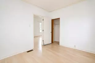 308 N Shabbona St, Streator, IL 61364 - Photo 11