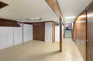 4639 Howard St, Skokie, IL 60076 - Photo 15