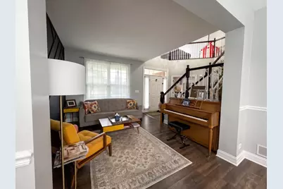 1615 Maureen Drive, Hoffman Estates, IL 60192 - Photo 5