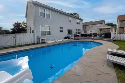 1615 Maureen Drive, Hoffman Estates, IL 60192 - Photo 31