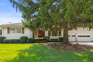 640 North Ave, Batavia, IL 60510 - Photo 1
