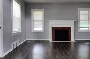 11218 S Parnell Ave, Chicago, IL 60628 - Photo 7