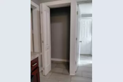 11218 S Parnell Avenue #SFR, Chicago, IL 60628 - Photo 15