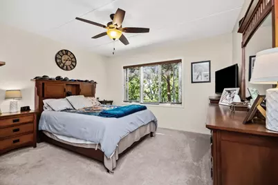 9220 E Prairie Road #306B, Evanston, IL 60203 - Photo 7