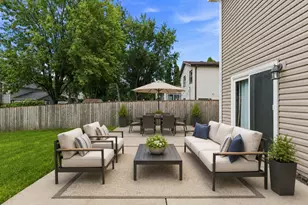 107 S Elroy Ave, Bartlett, IL 60103 - Photo 33