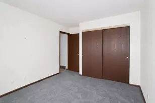 107 S Elroy Ave, Bartlett, IL 60103 - Photo 21