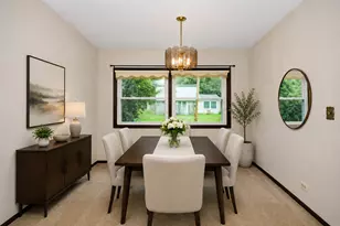 107 S Elroy Ave, Bartlett, IL 60103 - Photo 5