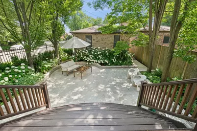 3045 W Ardmore Avenue, Chicago, IL 60659 - Photo 33