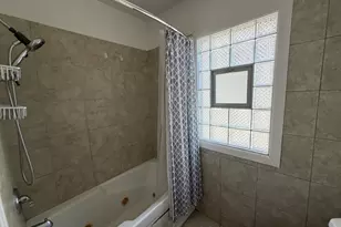 5475 N Monitor Ave, Chicago, IL 60630 - Photo 11