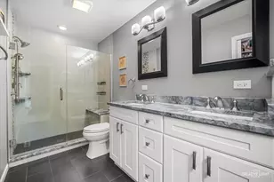 21436 W Sylvan Dr, Mundelein, IL 60060 - Photo 11