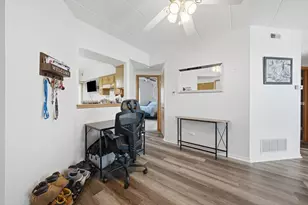 7900 Nagle Ave, Burbank, IL 60459 - Photo 5