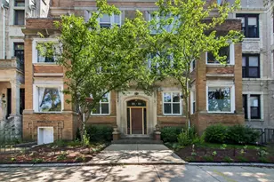 815 E Drexel Square, Chicago, IL 60615 - Photo 1