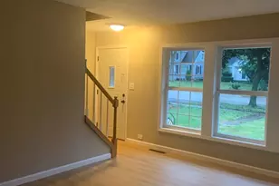 536 Fremont St, West Chicago, IL 60185 - Photo 5