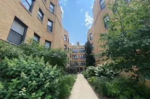 2803 W Lawrence Ave, Chicago, IL 60625 - Photo 1