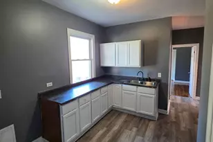 [Address not provided], Chicago, IL 60617 - Photo 7