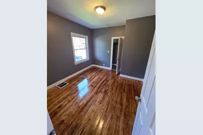 [Address not provided], Chicago, IL 60617 - Photo 5