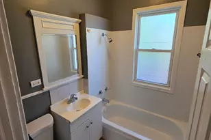 [Address not provided], Chicago, IL 60617 - Photo 9