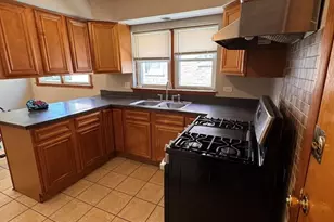 706 E 106th St, Chicago, IL 60628 - Photo 11