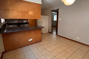 706 E 106th St, Chicago, IL 60628 - Photo 9