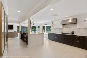 8S452 Bell Dr, Naperville, IL 60565 - Photo 11